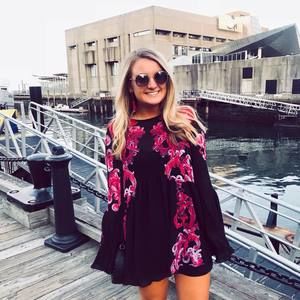 Meet your Posher, Rachel